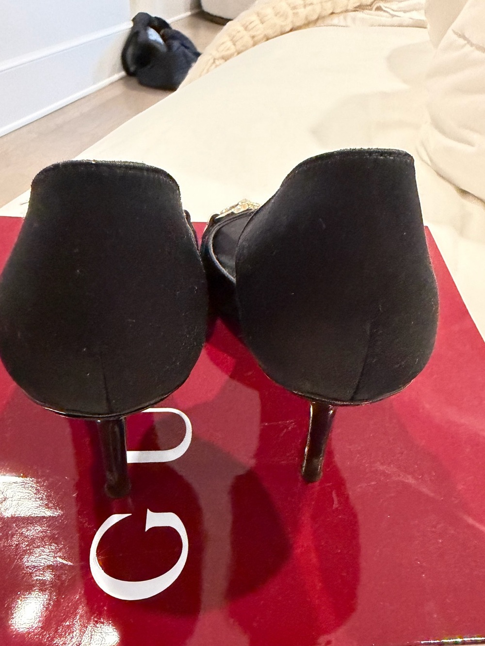 Gucci Black Satin Open-Toe Heels with Gold Crystal Horsebit - Picture 4 of 7